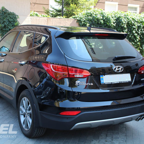 Hyundai Santa Fe Rental