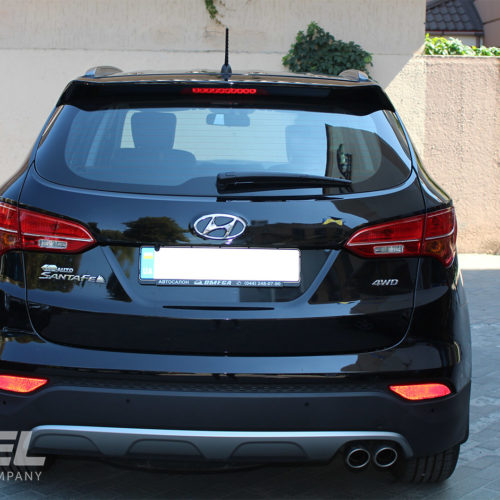 Hyundai Santa Fe Rental