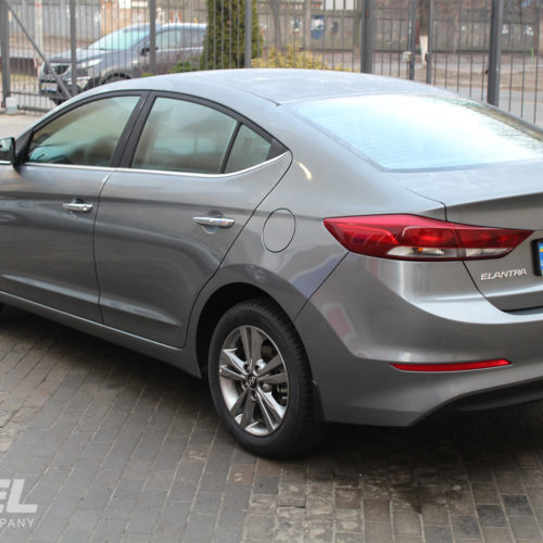 Hyundai Elantra Rental