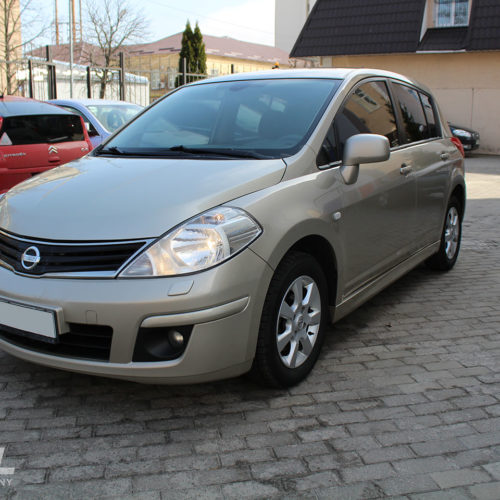 Car Rental Nissan Tiida