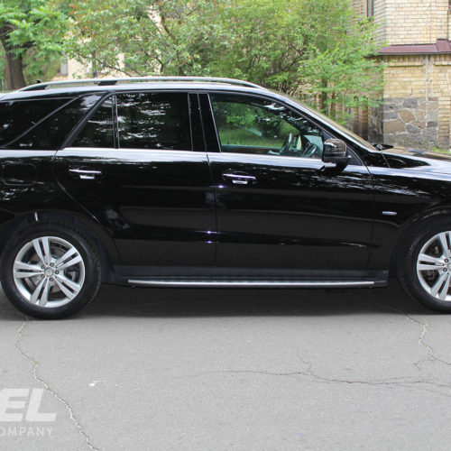 Mercedes ML350 Car Rental
