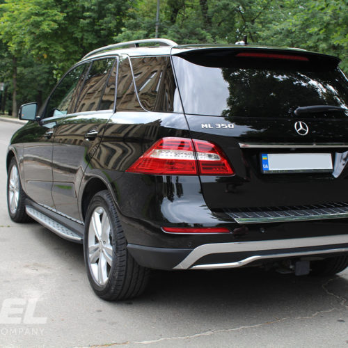 Mercedes ML350 Car Rental