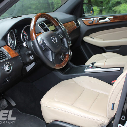 Mercedes ML350 Car Rental