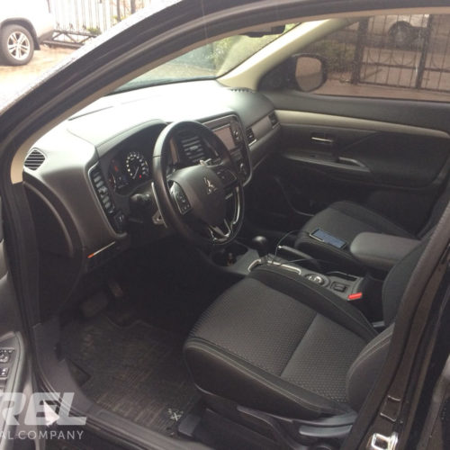 Car rental Mitsubishi Outlander
