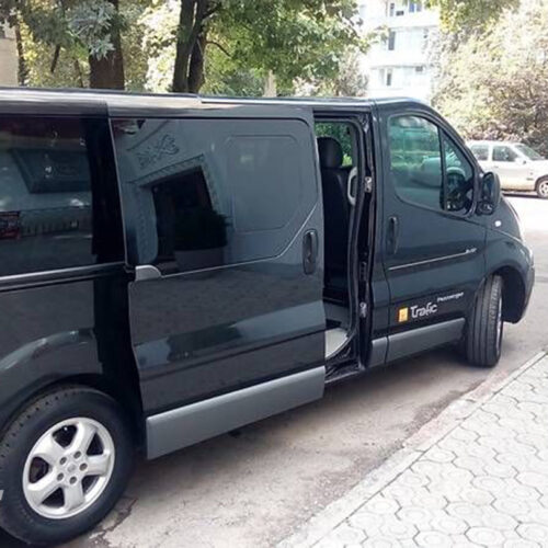 Renault trafic rent a car